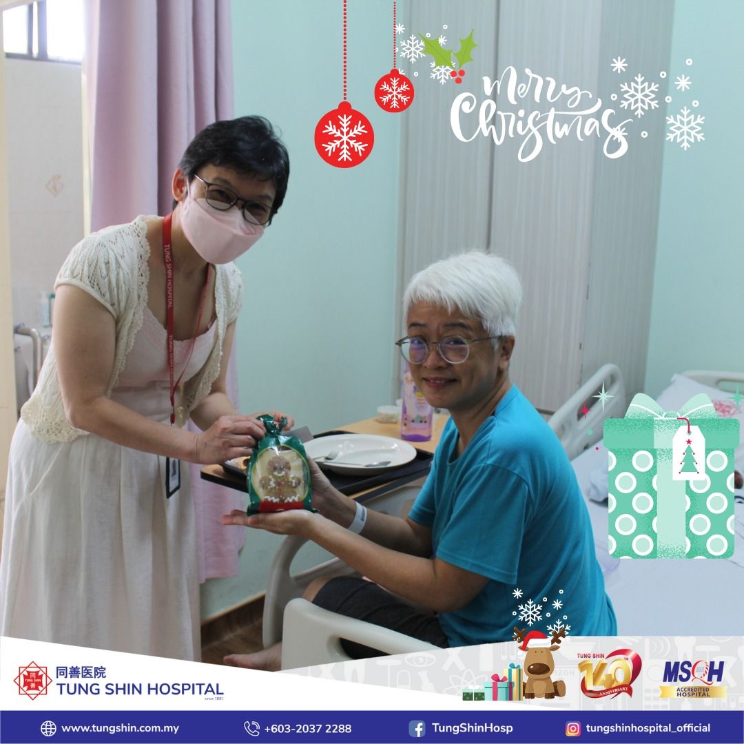 与住院院友共庆圣诞节